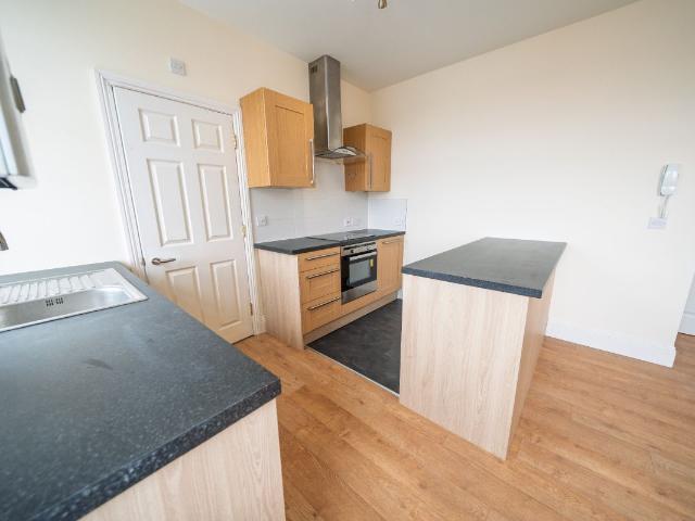 Wimborne Road, Bournemouth BH9, 2 bed flat to rent, £1,300 pcm | PrimeLocation