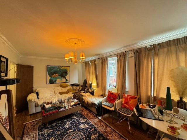 Wimbledon Day Nursery, 32 Montague Road, London, SW19 1TA, United Kingdom | 2 bed apartment for rent #134300016 | Rentberry