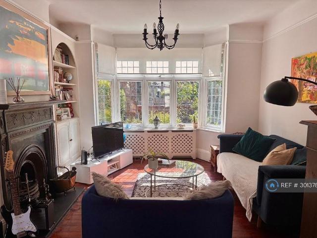 Wimbledon Park Road, London, SW18 4 bed terraced house to rent £4,767 pcm £1,100 pw