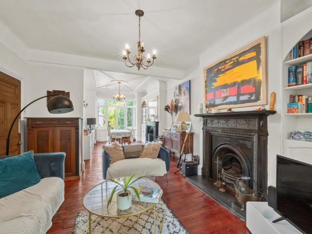 Wimbledon Park Road, SW18 4 bed house to rent £6,500 pcm £1,500 pw