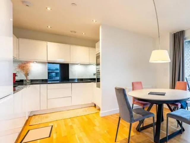 Wimhurst Court, 168 Upper North Street, London, E14 6TX, United Kingdom | 3 bed apartment for rent #135675338 | Rentberry