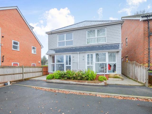 Wimpson Gardens, Southampton SO16, 1 bed terraced house to rent, £975 pcm | PrimeLocation
