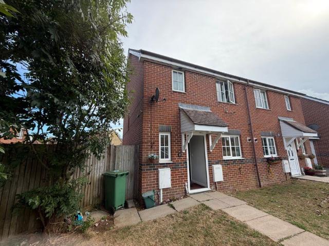 Winter Drive, Hawkinge, Folkestone CT18, 3 bed semi detached house to rent, £1,300 pcm | PrimeLocation