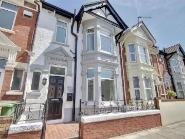 Winter Road, Southsea PO4, 3 bed terraced house to rent, £1,800 pcm | PrimeLocation