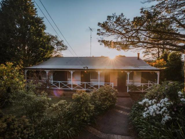 Winterglen Charming Three Bedroom Home with Stunning Valley Views