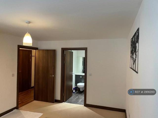 Wintergreen Boulevard, West Drayton, UB7 2 bed flat to rent £1,800 pcm £415 pw