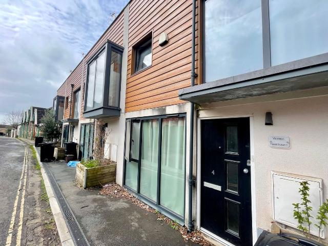 Winton Lane, Bristol BS4, 4 bed town house to rent, £2,600 pcm | PrimeLocation