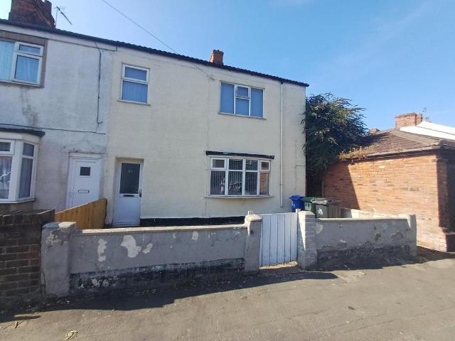 Wintringham Rd, Grimsby, DN32 4 bed terraced house to rent £795 pcm £183 pw