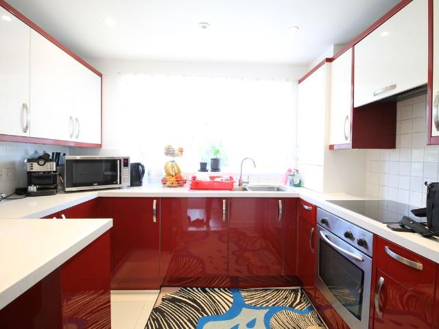 Wincanton Crescent, Northolt UB5, 2 bed maisonette to rent, £1,650 pcm | PrimeLocation