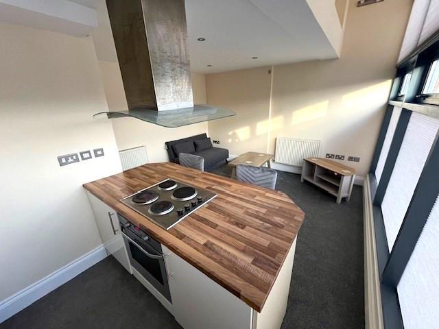 Winckley Square, Lancashire PR1 1 bed flat to rent £795 pcm £183 pw