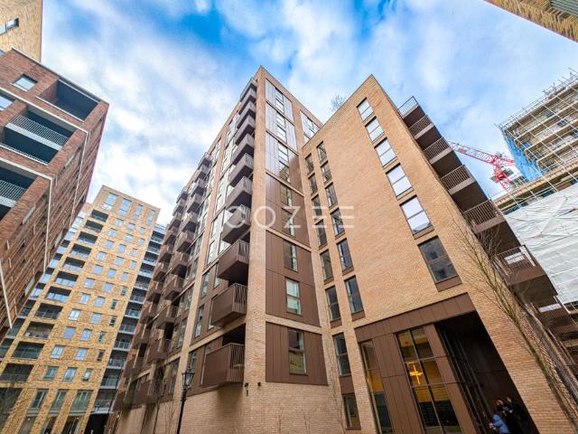 Winchat House, Alexandra Gate, London N8, 2 bed flat to rent, £2,700 pcm | PrimeLocation