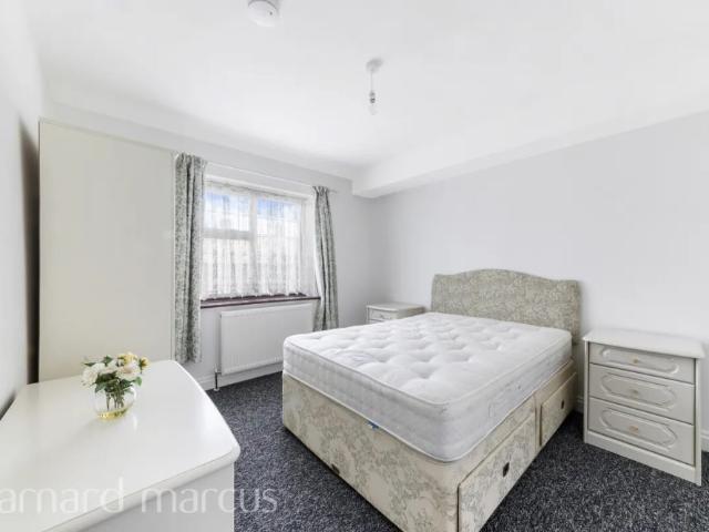Winchcombe Road, Carshalton