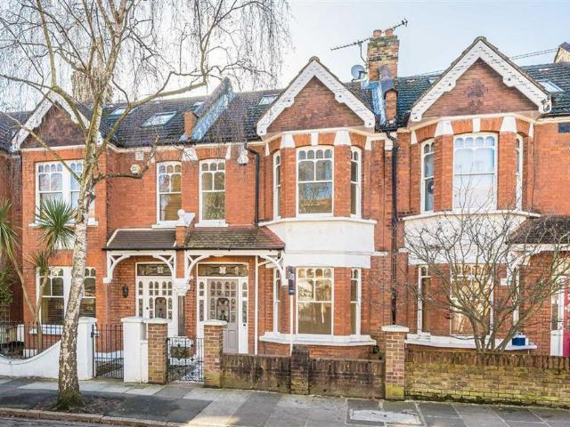Winchendon Road, London, TW11 0SU, United Kingdom | 4 bed duplex for rent #140228663 | Rentberry