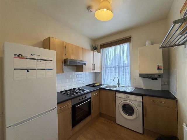 Winchester Road, London 1 bed house to rent £1,500 pcm £346 pw