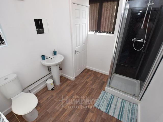 Winchester Road, Northampton NN4 1 bed in a house share to rent £614 pcm £142 pw