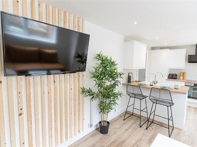 Winchester 1 bed terraced house to rent £695 pcm £160 pw