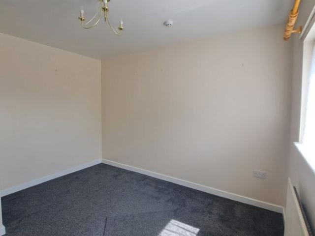 Wind Street, Ammanford SA18, 1 bed flat to rent, £550 pcm | PrimeLocation