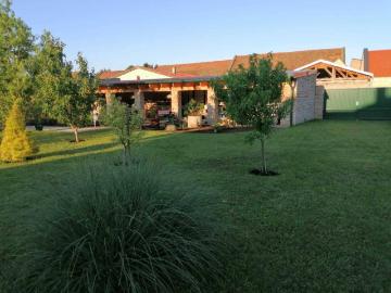 House for sale in Winden am See - Garten
