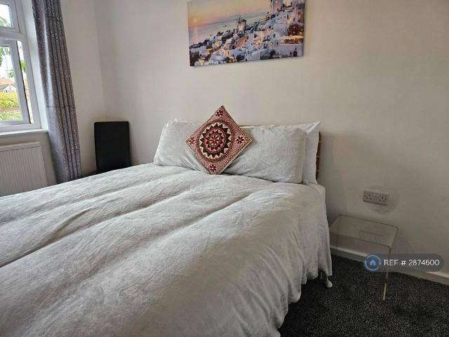 Windermere Avenue, Chester, CH2 3 bed bungalow to rent £1,940 pcm £448 pw
