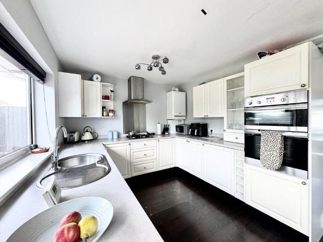 Windermere Drive, Rainford 2 bed semi detached house to rent £1,100 pcm £254 pw