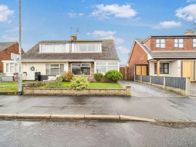 Windermere Drive, Rainford 2 bed semi detached house to rent £1,300 pcm £300 pw