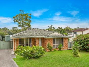 Windermere Park, Awaba - Garden, Parking