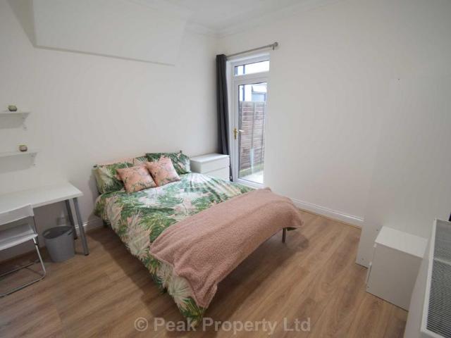 Windermere Road, Southend On Sea SS1 1 bed in a house share to rent £590 pcm £136 pw
