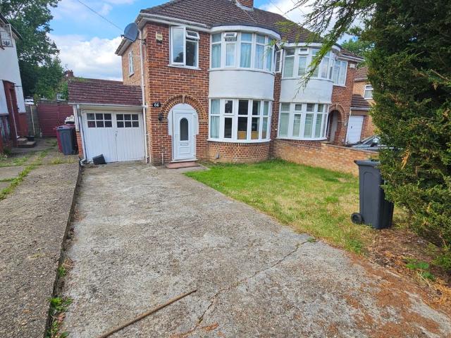 Windermere Road, Reading RG2, 4 bed detached house to rent, £2,500 pcm | PrimeLocation