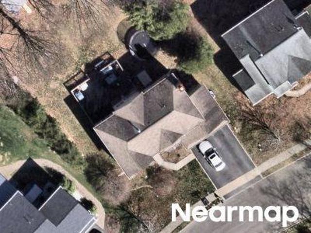 Winding Brook Ln