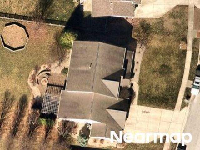 Winding Lake Dr W