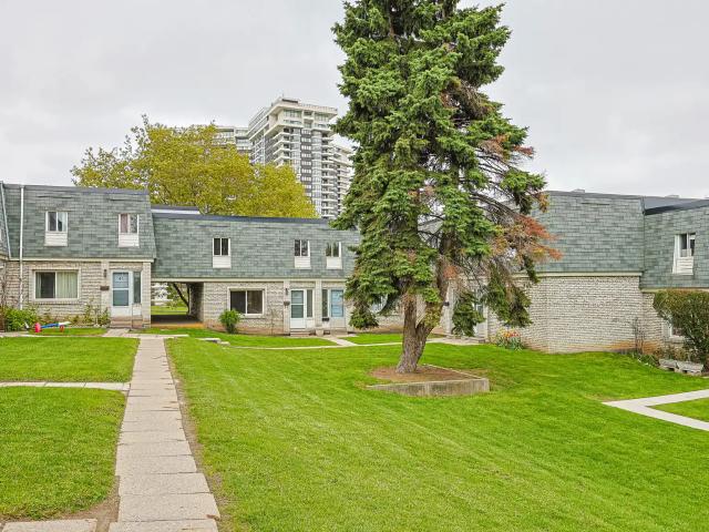 Winding Trail Townhomes
