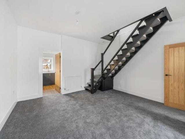 Windleshaw Road, Dentons Green, WA10