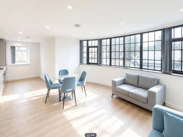 Windmill Avenue, Southall UB2, 2 bed flat to rent, £1,850 pcm | PrimeLocation