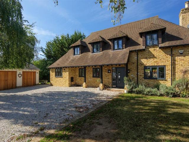 Windmill House, Mill Bank, Headcorn TN27, 4 bed detached house to rent, £2,950 pcm | PrimeLocation
