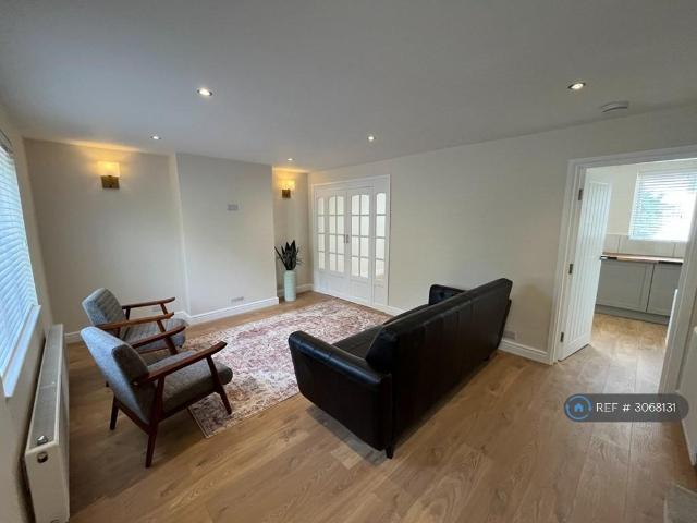 Windmill Lane, Nottingham, NG3 4 bed end of terrace house to rent £1,200 pcm £277 pw