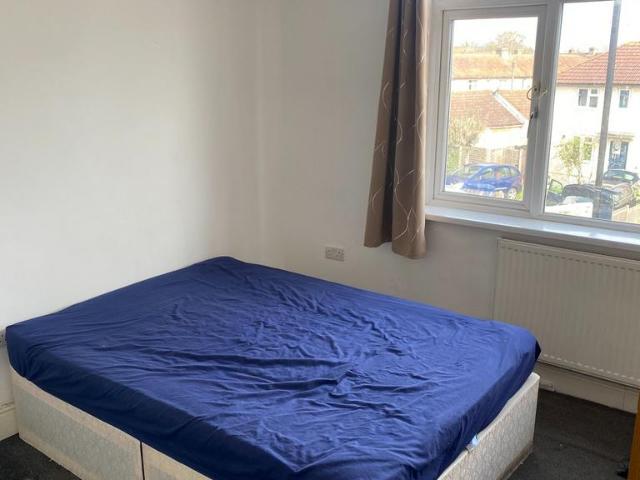 Windmill Lane, Greenford 1 bed in a house share to rent £650 pcm £150 pw