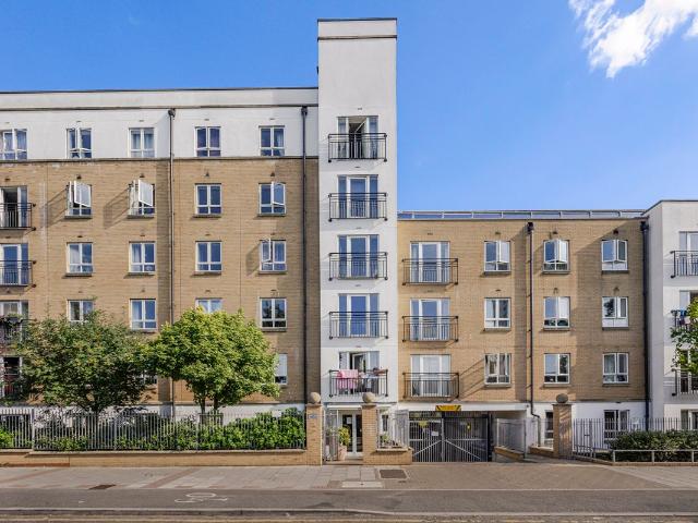 Windmill Lane, London E15, 1 bed flat to rent, £1,800 pcm | PrimeLocation