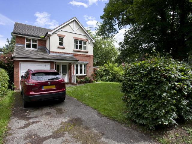 Windmill Lane, York, YO10 4 bed house to rent £1,850 pcm £427 pw