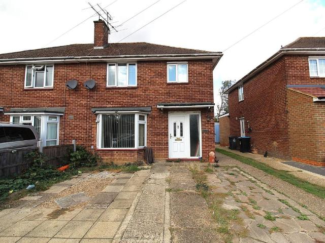 Windmill Road, Hemel Hempstead HP2, 3 bed semi detached house to rent, £2,100 pcm | PrimeLocation