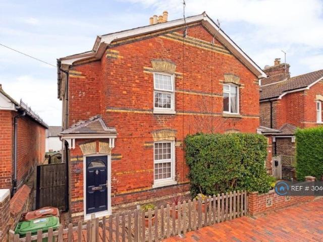 Windmill Street, Tunbridge Wells, TN2 2 bed semi detached house to rent £1,650 pcm £381 pw