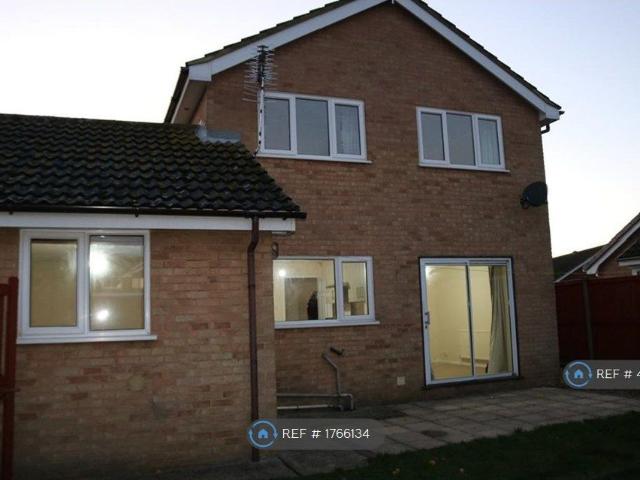 Windsor Mews, New Romney TN28, 5 bed detached house to rent, £1,995 pcm | PrimeLocation