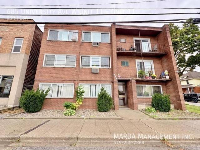 Windsor ON N9A 5R6 104457853