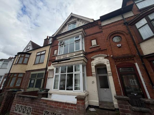 Windsor Avenue 1 bed terraced house to rent £600 pcm £138 pw