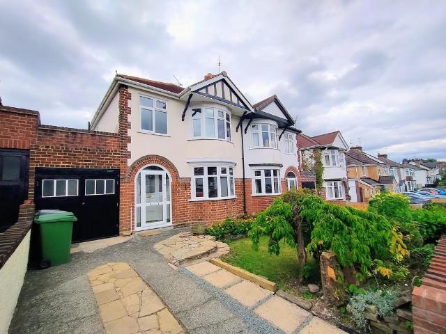 Windsor Avenue, Wolverhampton WV4 3 bed semi detached house to rent £1,295 pcm £299 pw