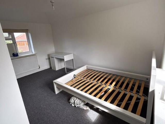 Windsor Avenue, Worcester WR2 1 bed in a house share to rent £550 pcm £127 pw