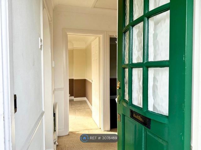 Windsor Avenue, London SW19, 2 bed maisonette to rent, £1,750 pcm | PrimeLocation