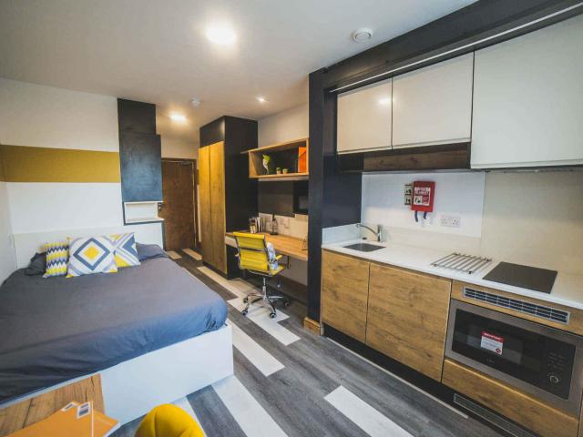 Windsor Court, Birmingham Has an Apartment