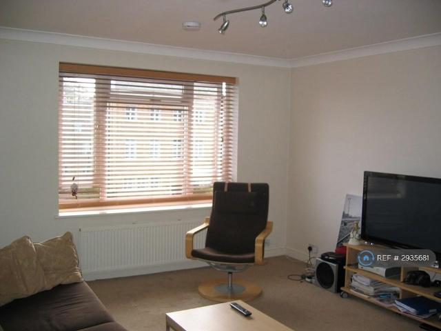 Windsor Court, London, N11 1 bed flat to rent £1,378 pcm £318 pw