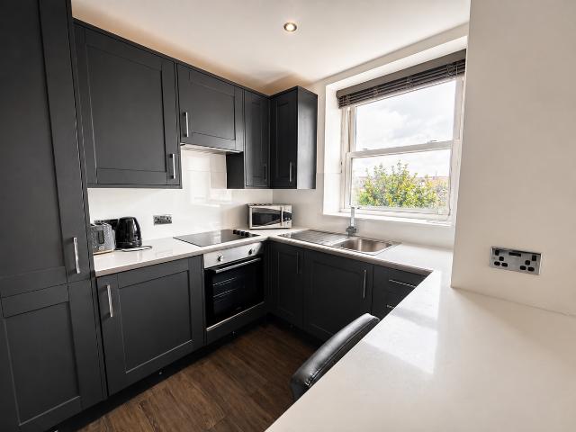 Windsor Court, Windsor Street, Brighton BN1, Studio to rent, £1,200 pcm | PrimeLocation