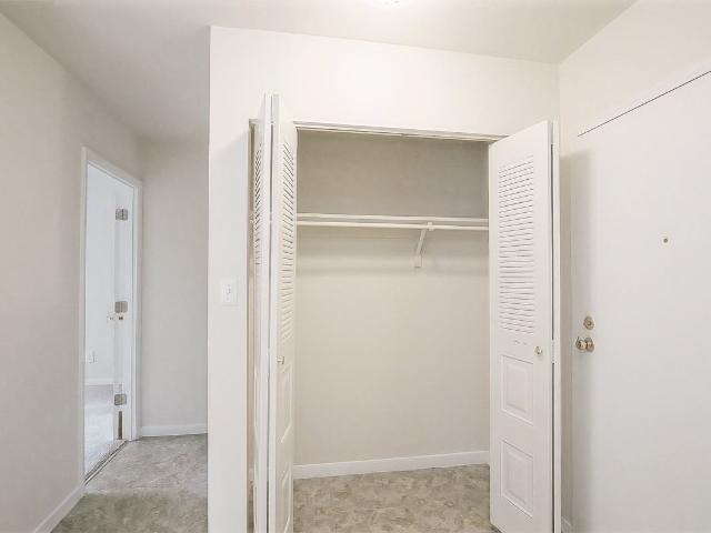 Windsor Courts 2 Bedroom Apartment for Rent at 13802 Castle Boulevard, Fairland, MD 20904 Fairland